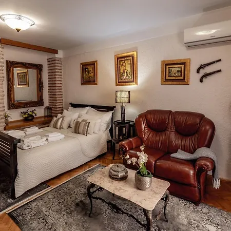 Porta Orientalis アパート スプリト