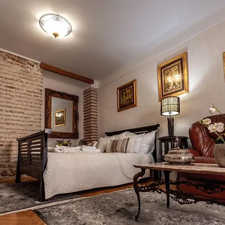 Porta Orientalis アパート スプリト