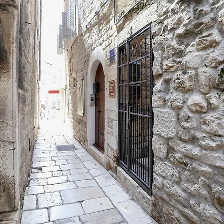Porta Orientalis Apartman Split